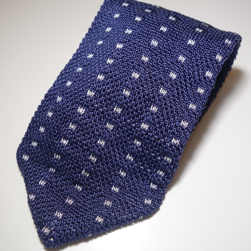 Vintage Burberrys of London Blue Knit 100% Silk Tie Made In Italy - Picture 2 of 6